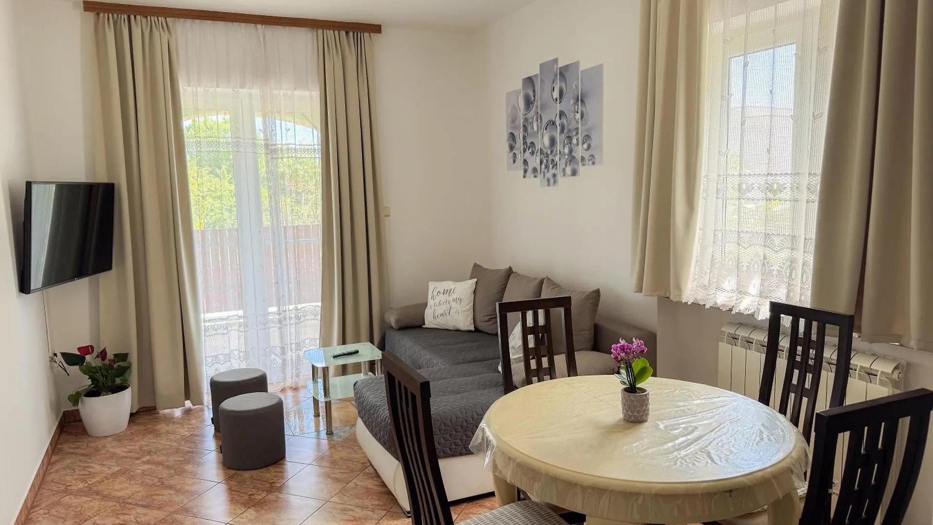 Apartman 1 Liznjan 0*,  Croatia